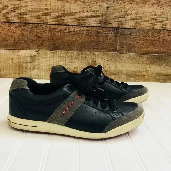 Ecco Mens Street Premiere Spikeless Gold Shoes - Picture 2 of 8